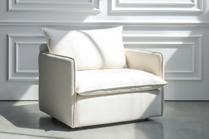 How to Use Accent Chairs in a Living Room