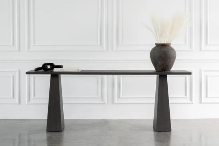 What Console Tables Are Used For ?